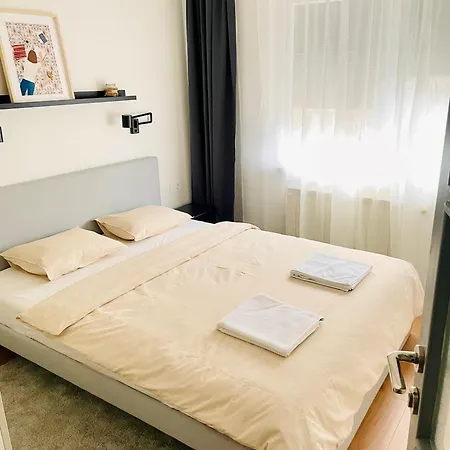 Apartman Maksimir Zagabria Esterno foto